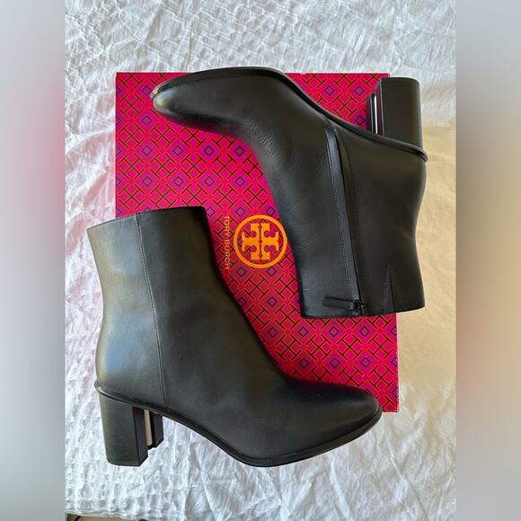 Tory Burch Brooke Stamped Heel Bootie NWT - Picture 9 of 15